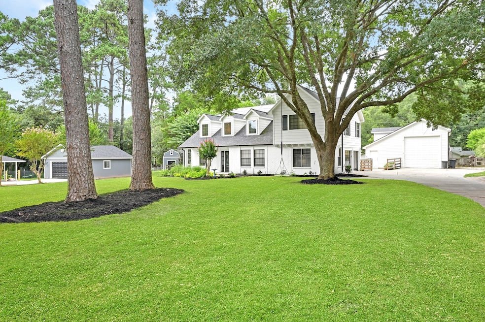 18706 Rosehill Rd, Tomball, TX 77377 - photo 1