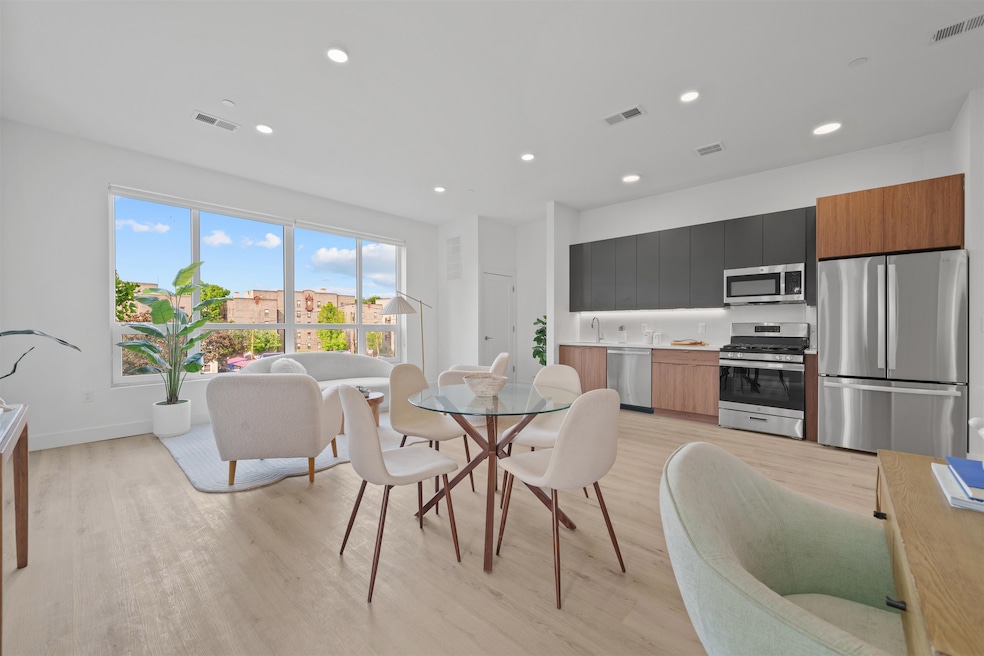 For Rent $2,677/month