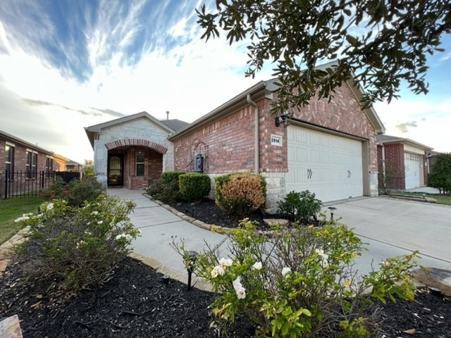 2914 Cone Flower Dr, Richmond, TX 77469 - photo 1