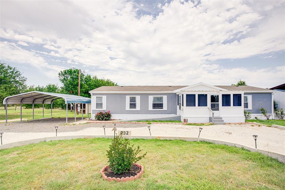 232 Blue Bird Ct, Granbury, TX 76049 - photo 1