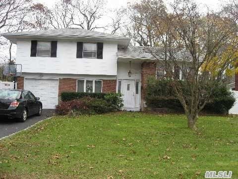 unlisted-address, ComMacK, NY 11725 - photo 1