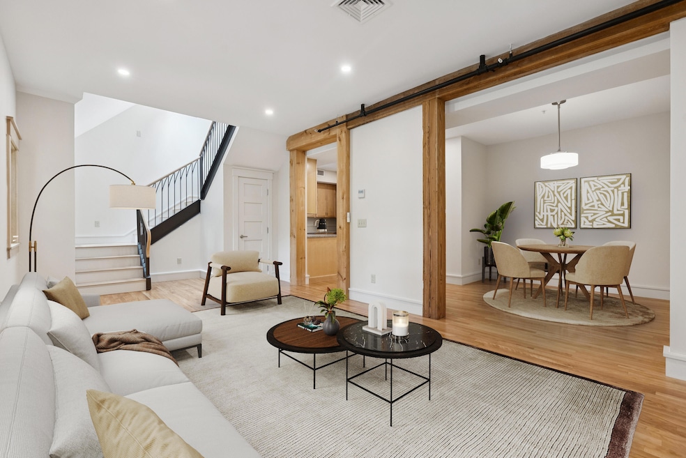 Living and dining room_final