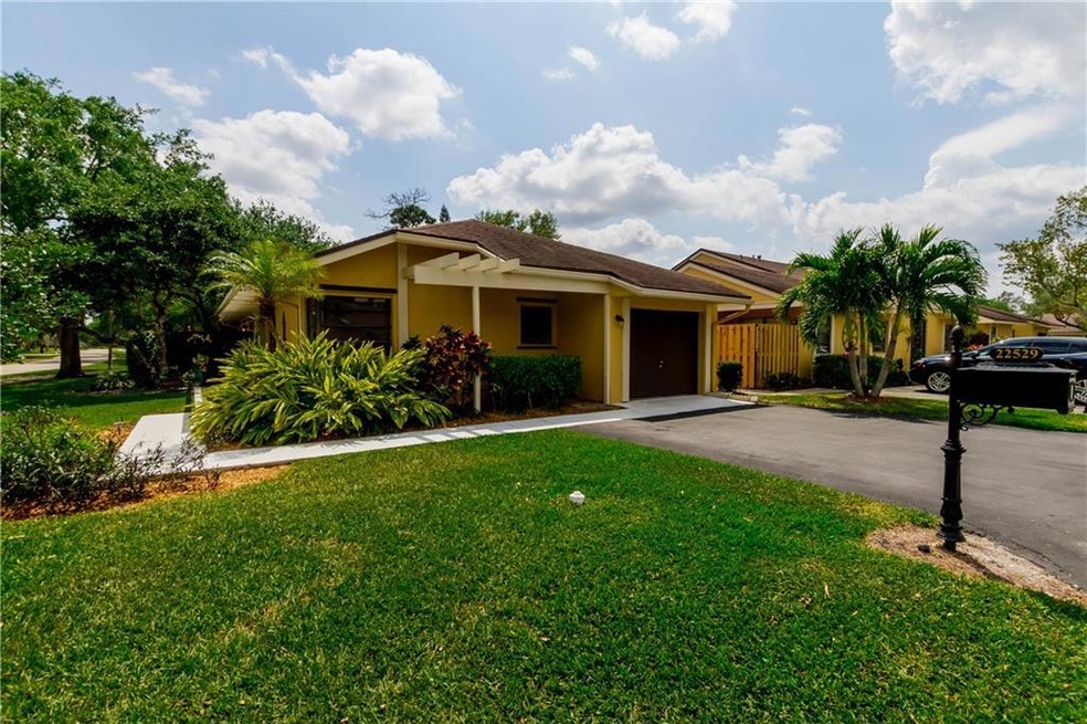 22529 Vistawood Way unit A, Boca Raton, FL 33428 - photo 1