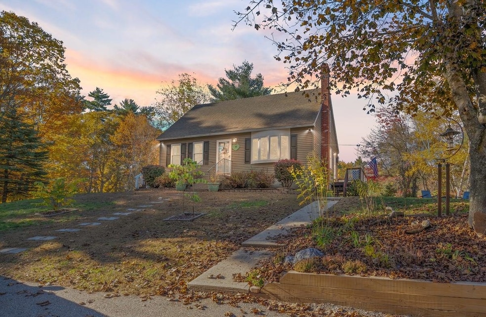 39 Prescott Rd, Raymond, NH 03077 - photo 1