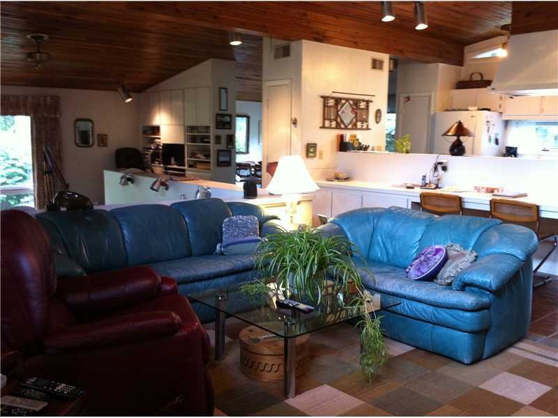 7 Hughes Dr, Greenville, RI 02828 - photo 1