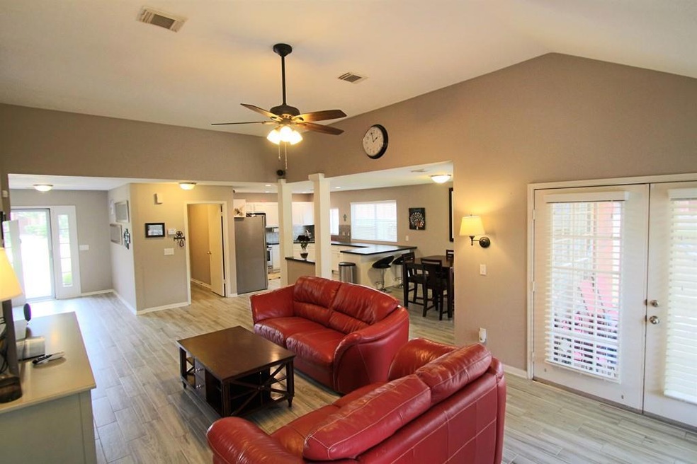 8635 Plum Lake Dr, Houston, TX 77095 - photo 1