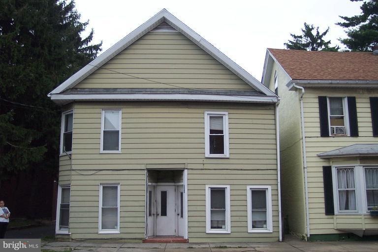 224 Second St S unit 2, Chambersburg, PA 17201 - photo 1