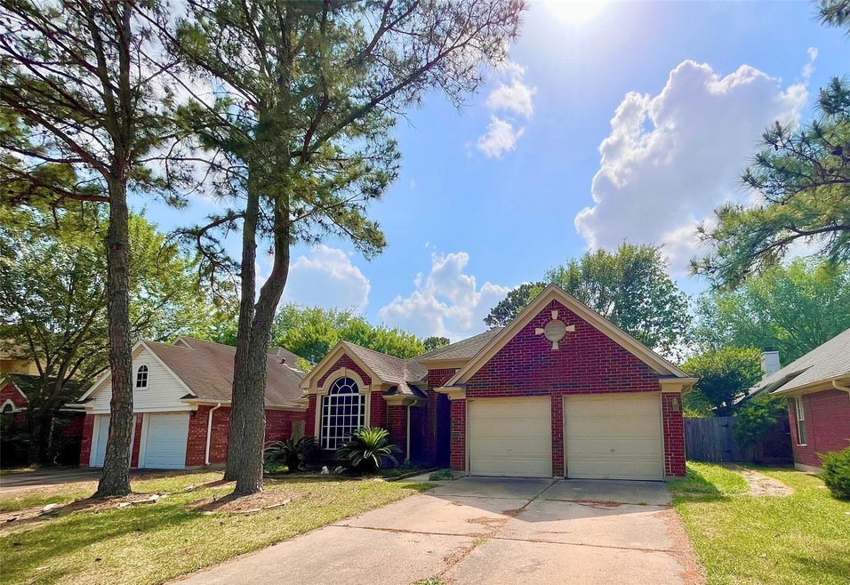 7123 Pebble Falls Dr, Houston, TX 77095 - photo 1