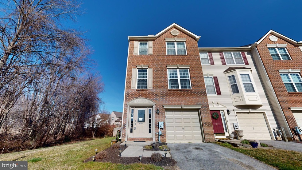 47 Carrick Ln, Bear, DE 19701 - photo 1