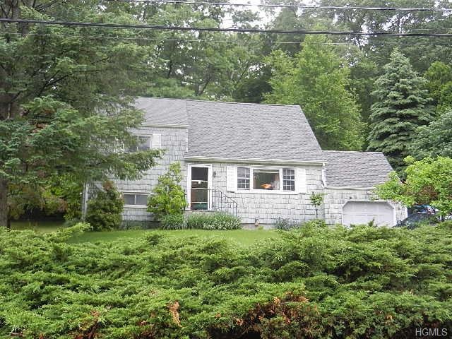 1453 Ivy Rd, Mohegan Lake, NY 10547 - photo 1