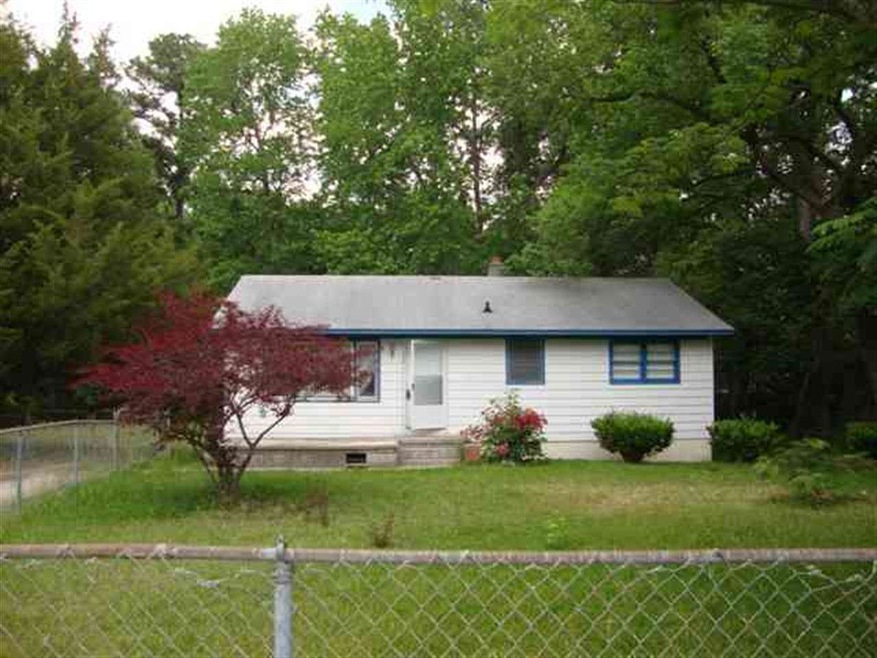 113 Gary Ct, Jacksonville, NC 28546 - photo 1