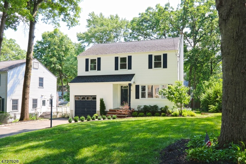 27 Lexington Dr, Livingston, NJ 07039 - photo 1