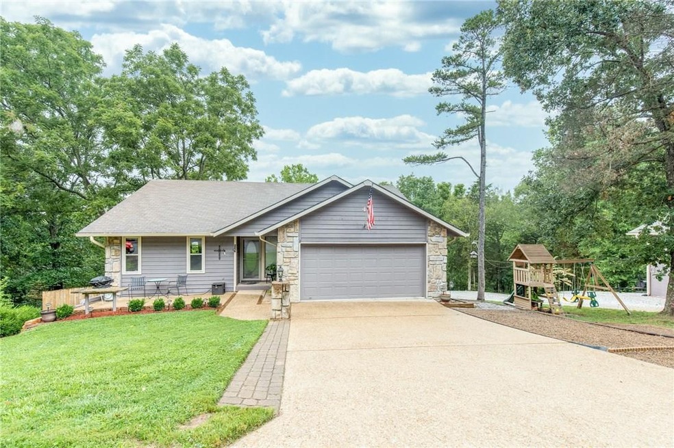 4 Islip Ln, Bella Vista, AR 72714 - photo 1