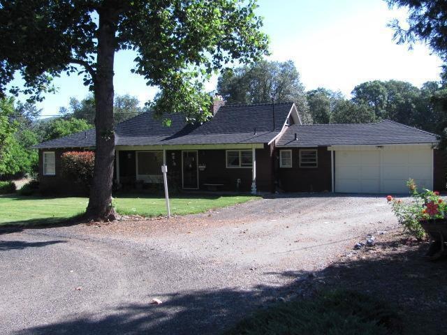 8554 Old Stage Rd, Central Point, OR 97502 - photo 1