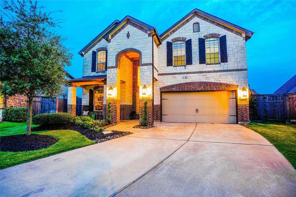 27903 Twin Knolls Ln, Fulshear, TX 77441 - photo 1