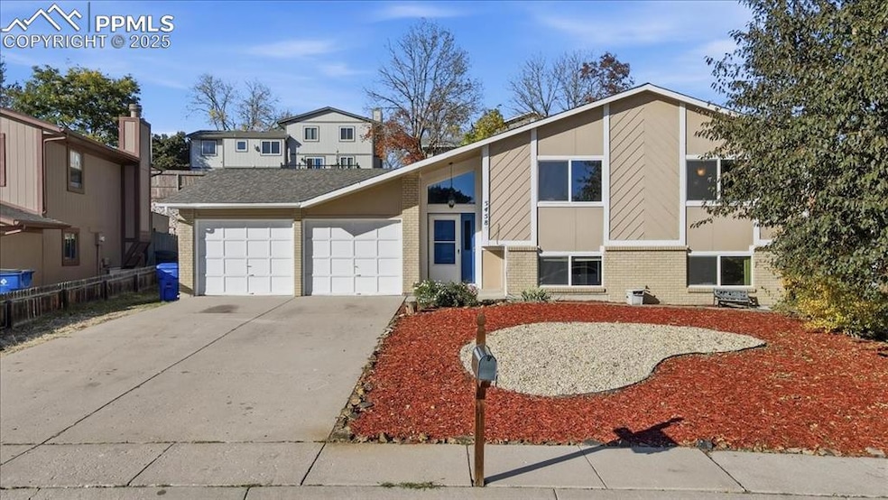 Pending $438,000 • Co-Listing Agent