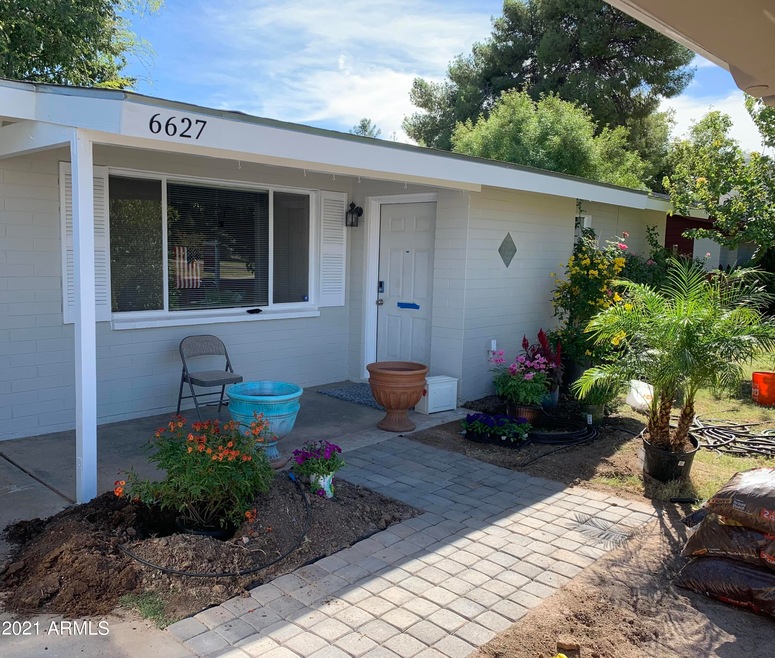 6627 N 11th Ave-property photo