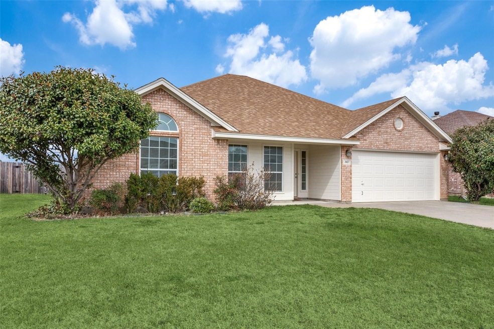 302 Rose Ave, Cleburne, TX 76033 - photo 1