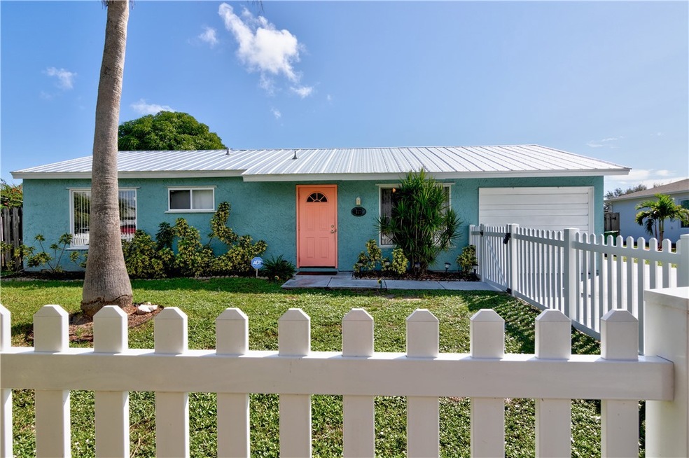 123 Crawford Dr, Sebastian, FL 32958 - photo 1