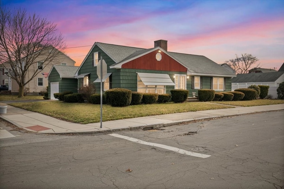 16 Davis St, Lawrence, MA 01843 - photo 1