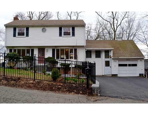 27 Parkview Rd, Waltham, MA 02452 - photo 1