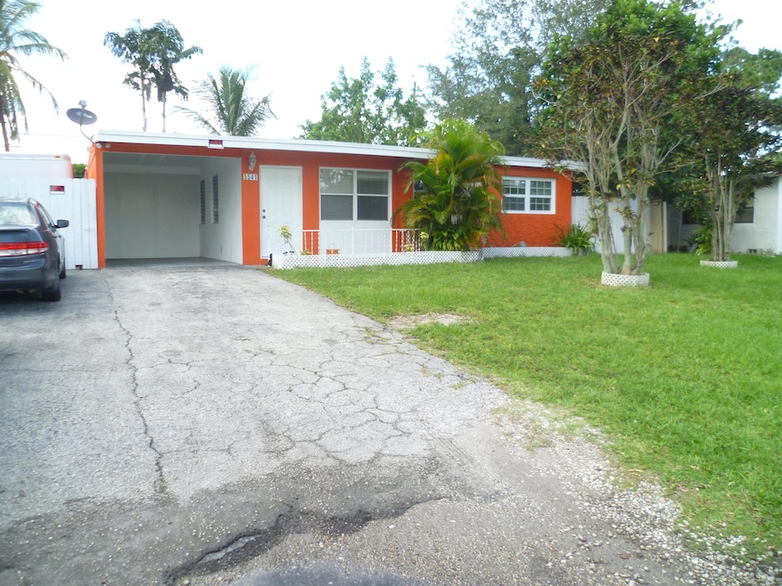 5541 N Lewis Rd, West Palm Beach, FL 33415 - photo 1