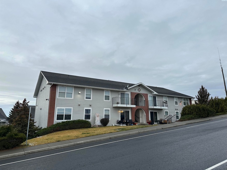 1645 NE Merman Dr unit D304, Pullman, WA 99163 - photo 1