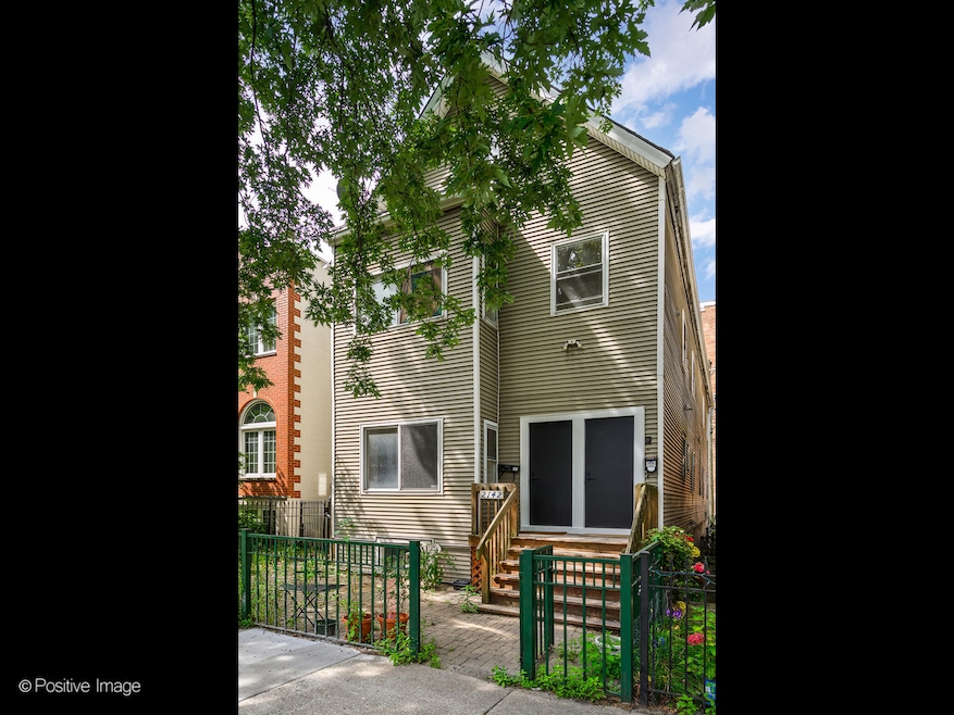 2142 N Maplewood Ave unit 1F, Chicago, IL 60647 - photo 1