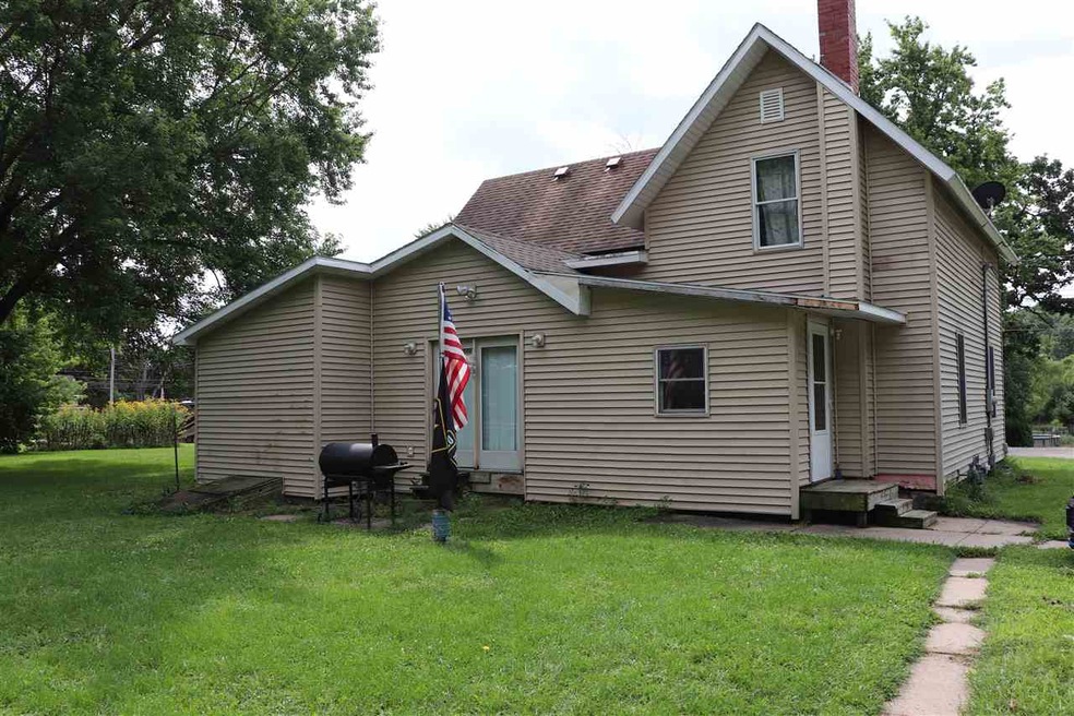 5329 Madison St, Janesville, WI 53548 - photo 1