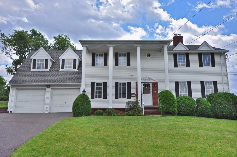 97 Hemlock St, Clifton, NJ 07012 - photo 1