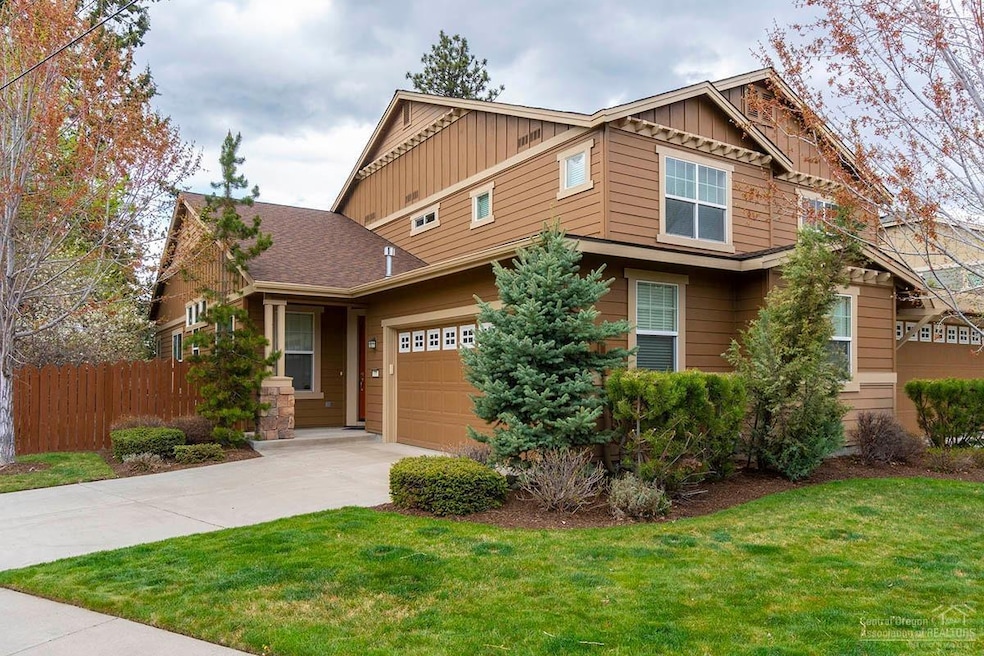 771 SW Silver Lake Blvd, Bend, OR 97702 - photo 1