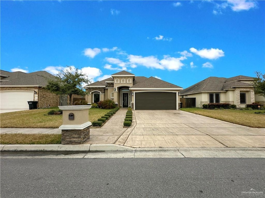 5100 Maple Ave, McAllen, TX 78501 - photo 1