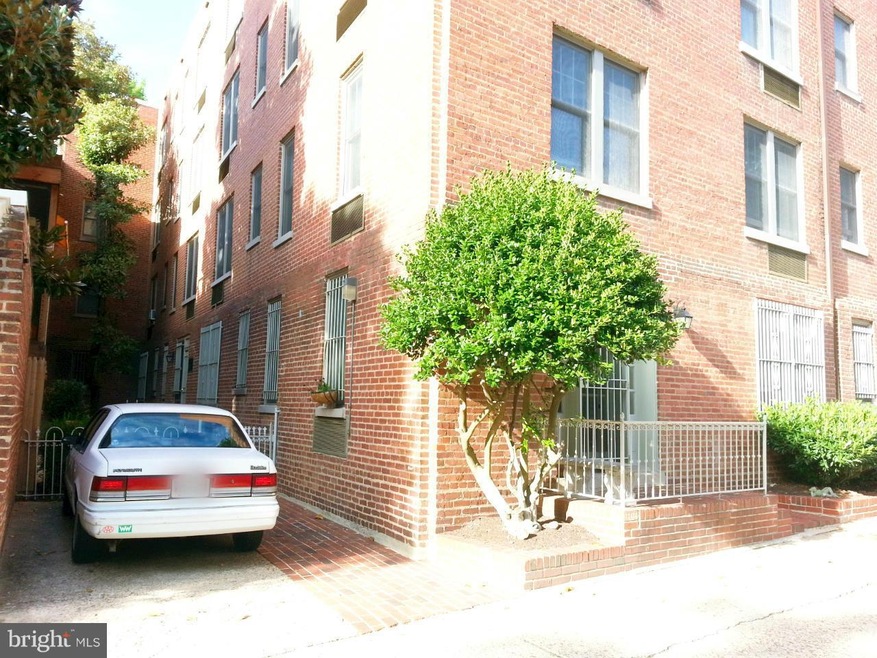 2410 20th St NW unit 4, Washington, DC 20009 - photo 1