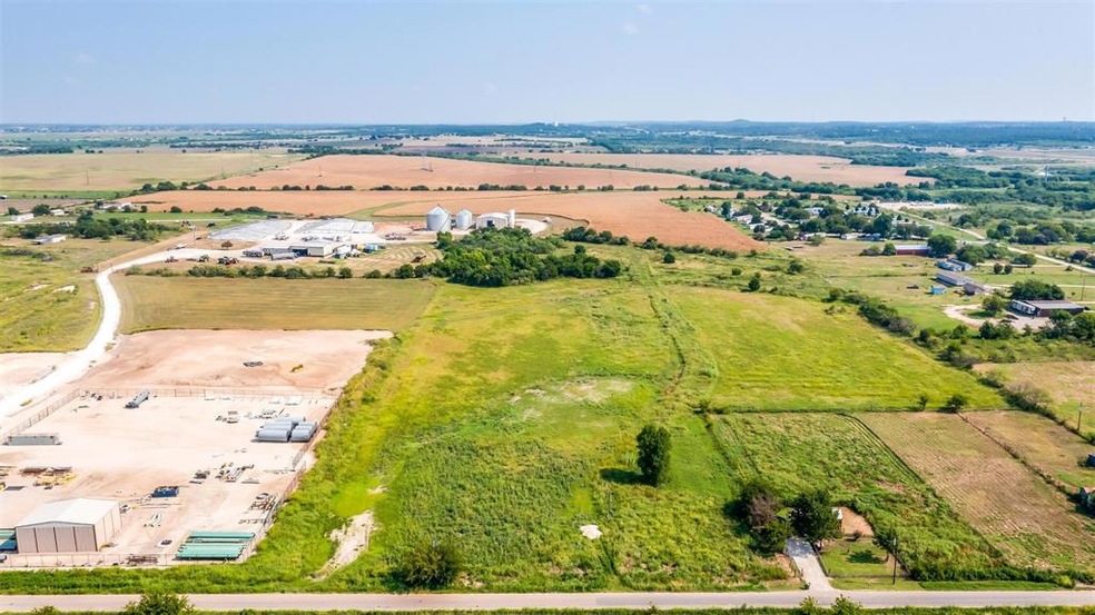 2912 County Road 902, Joshua, TX 76058 - photo 1