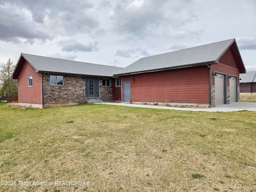 For Sale $975,000 • Co-Listing Agent