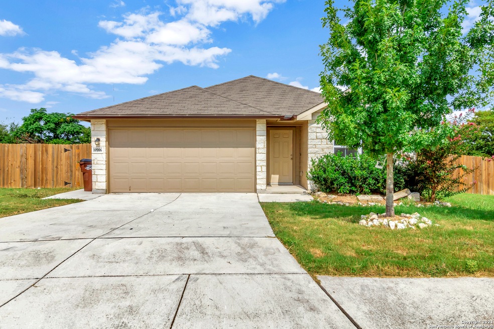10906 Roaming Hollow, San Antonio, TX 78254 - photo 1