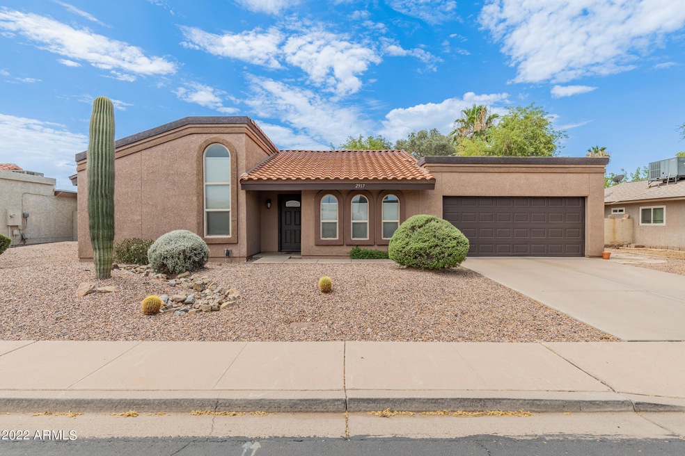 2917 E Concho Ave-36