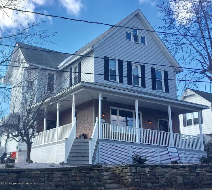 211 Church St, Taylor, PA 18517 - photo 1