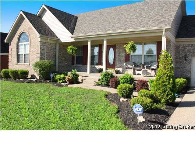 233 W Woodlake Cir, Mount Washington, KY 40047 - photo 1