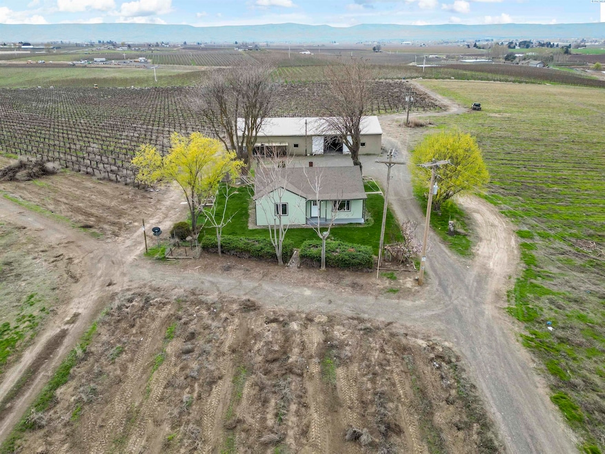 173801 W Evans Rd, Prosser, WA 99350 - photo 1