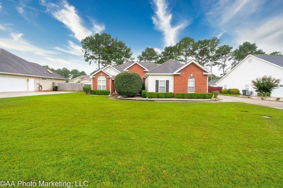 208 Sage Dr, Warner Robins, GA 31088 - photo 1