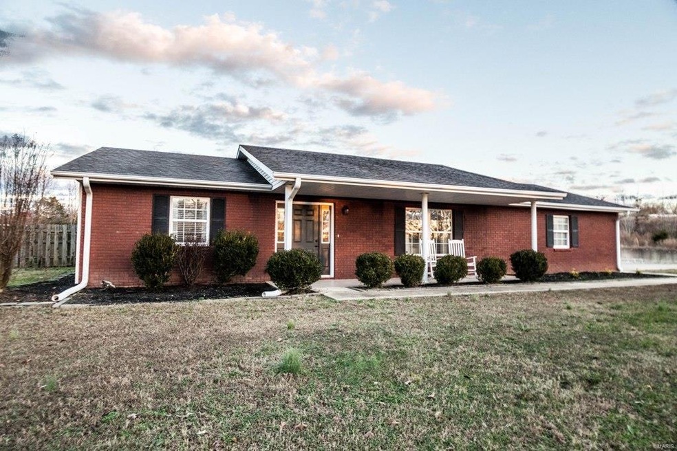 184 Mint Ln, Poplar Bluff, MO 63901 - photo 1