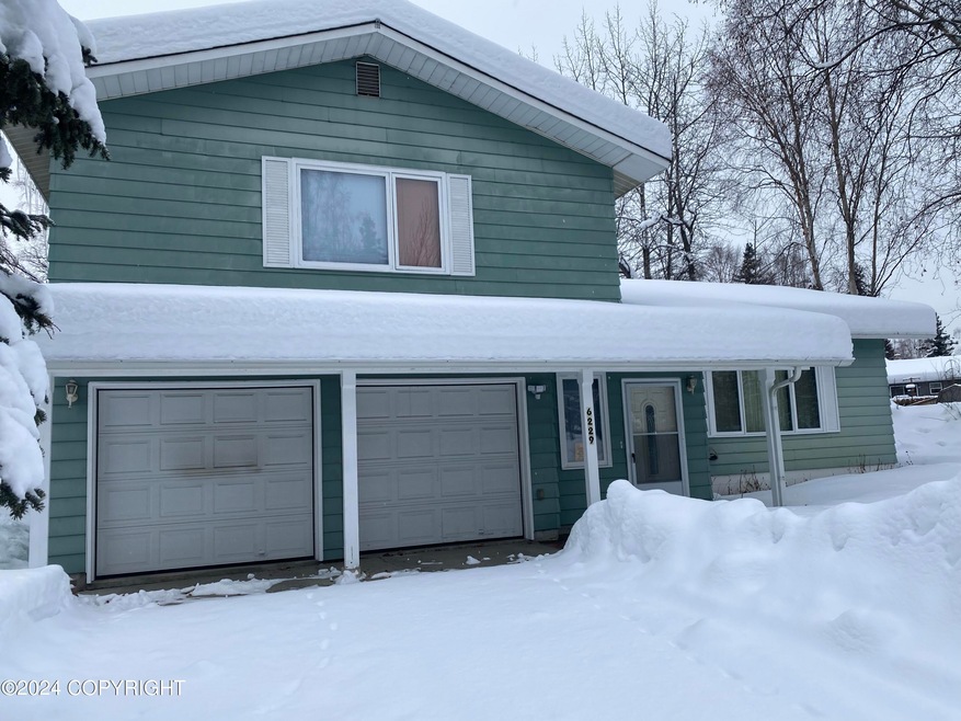 6229 Camrose Dr, Anchorage, AK 99504 - photo 1