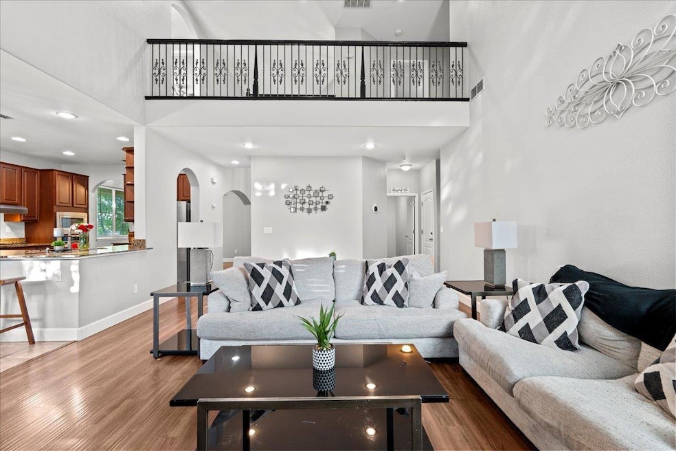 512 Wrangler St, Oakdale, CA 95361 - photo 1