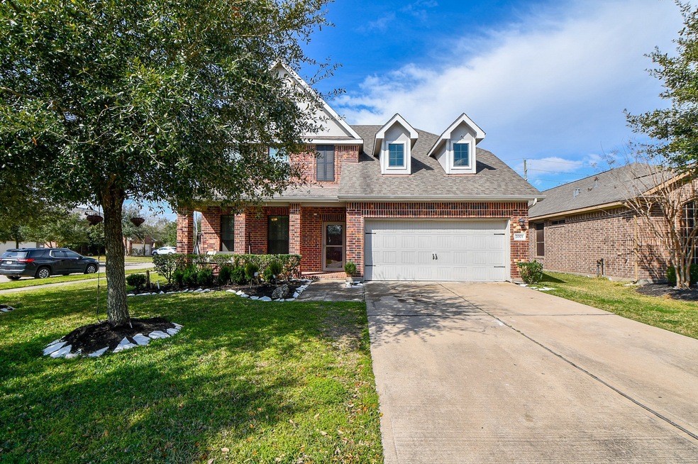 2003 Wembley Way, Rosenberg, TX 77471 - photo 1