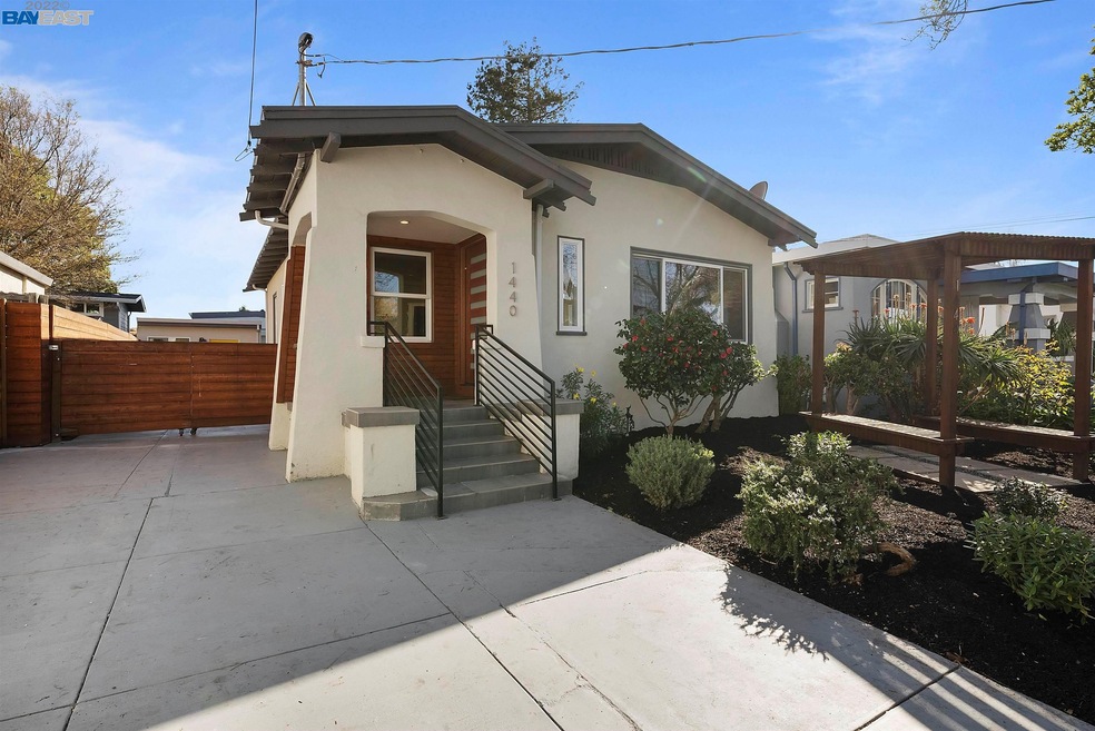 1440 Parker St, Berkeley, CA 94702 - photo 1