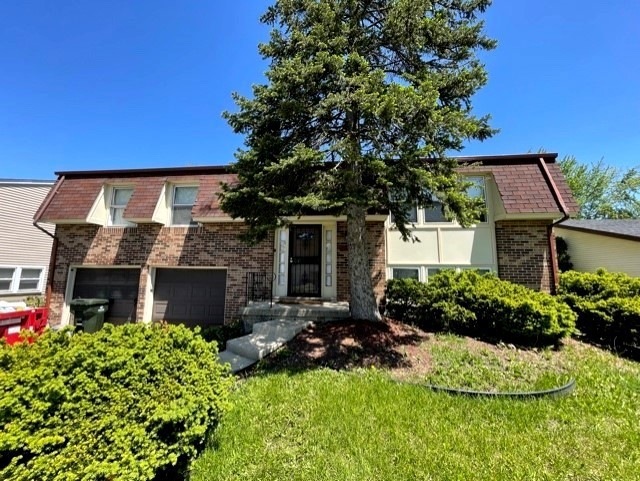 17611 Winston Dr, Country Club Hills, IL 60478 - photo 1