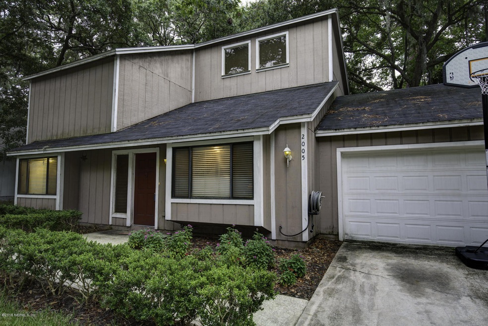 Front of House 4
