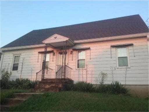 182 Lakeview Ave, Ludlow, MA 01056 - photo 1