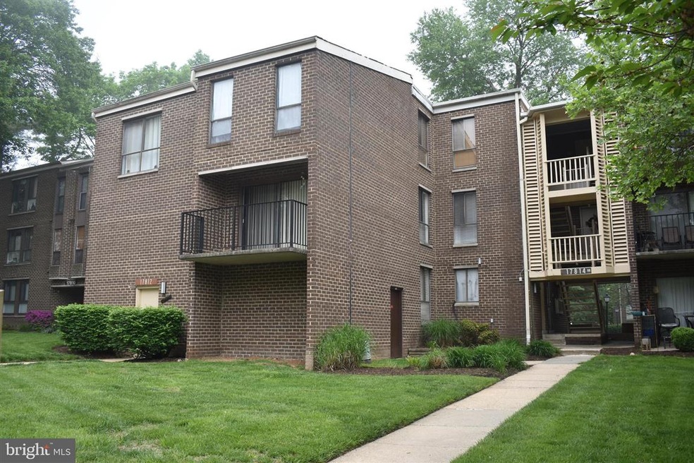 17814 Buehler Rd, Olney, MD 20832 - photo 1